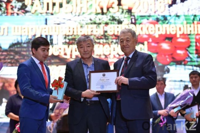 В Южном Казахстане грандиозно отметили праздник «Алтын күз – 2016»