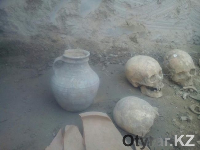 На стройке в Шымкенте обнаружены останки людей