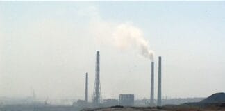 Власти Шымкента пообещали горожанам решить проблему свинцового шлама