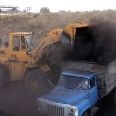 Жителям Шымкента предлагают покупать уголь, который даже в топке почти не горит (видео)