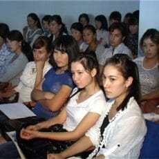 В школах Шымкента будут анонимно вести беседы о контрацепции