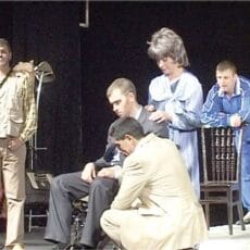 В Шымкенте завершаются показы спектакля «Одноклассники»