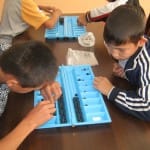 Лучшие в тогыз-кумалаке несмотря на ограниченные возможности спортсменов Развивать спорт среди детей с ограниченными возможностями решили с тогыз-кумалак.