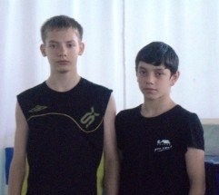 Александр Шинкарев и Пермамат Алиев (слева направо)