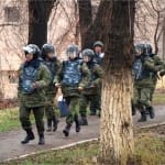 Около часа спецназом была оцеплена улица в Шымкенте (видео)