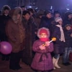 Шымкентцы отпраздновали 16 декабря в Парке Независимости На празднике в парке собралось довольно много людей