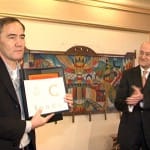 Престижную премию голландского принца Клауса получил художник из Шымкента