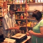 Санитарные врачи принимают претензии на просроченные товары в супермаркетах