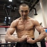 Казахстанский боксер-профессионал Бейбут Шуменов пригласил на поединок чемпиона мира