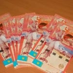 Новые пятитысячные купюры вошли в обращение