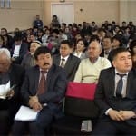 Эти собрания побили рекорд популярности, свободных мест в зале не осталось
