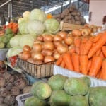 Кыргызские фермеры поставляют свежие овощи в Южный Казахстан