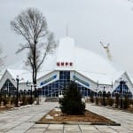 Рабочие устранили нарушения при строительстве шымкентского цирка