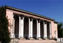 Дворец металлургов переживет долгожданную реставрацию