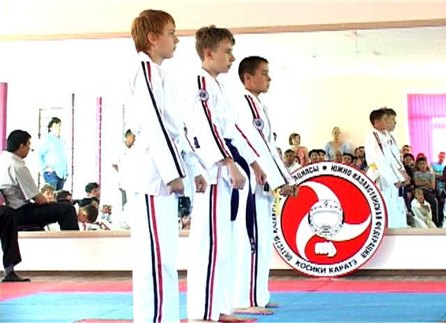 В минувший уик-энд в Шымкенте провели чемпионат ЮКО по каратэ-косики