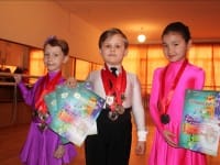 4 золота завоевали шымкентцы на международном турнире по спортивным танцам Золотые призеры по спортивным танцам Ангела Александрова, Владислав Помпуров, Арайлым Орынбек