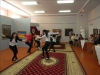 Как встречать неожиданных гостей продемонстрировали шымкентские студенты