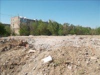 На месте многоэтажного дома остался только строительный мусор