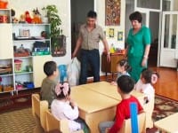 Дети с диагнозом ДЦП получили в подарок развивающие игрушки