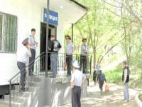 Участковые полицейские встретились с дебоширами и алкоголиками