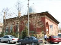 Учиться или молиться. Перед школьниками Шымкента встал непростой выбор