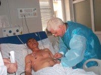 Нескольких пациентов профессор осмотрел лично