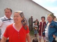 Жители мкр Нуртас боятся, что столбы линий электропередач могут рухнуть в любой момент