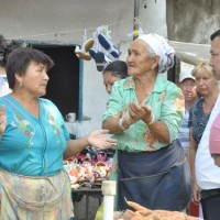 «Пусть вернут верхнему рынку статус зеленого базара и мы с удовольствием туда пойдем», — говорят женщины