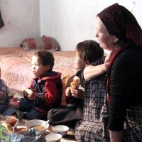 убогие условия6