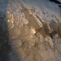 Фары, покрытые коркой льда. После форсирования ущелья