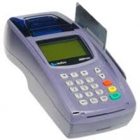 Предприниматели обязаны установить пос-терминалы