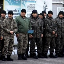 Спецназовцы на торжественном построении в воинской части 6506