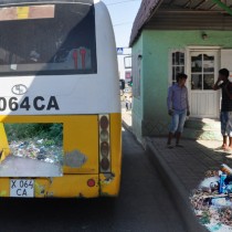 Вернуть остановки в муниципальную собственность потребовал аким Шымкента