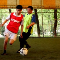 Прошлогодние призеры — сотрудники Сарагашского управления финансовой полиции и в этот раз с легкостью переиграли соперников.