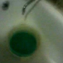 Вода голубого цвета текла из крана, заявили жильцы многоэтажки по Кабанбай-батыра№10