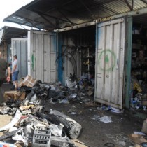 Уровень чрезвычайной пожарной опасности сохраняется в Шымкенте Последствия пожара на рынке "Авто нур"
