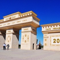 В Шымкенте в парке Независимости задержан водитель необычного авто (видео)
