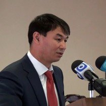 Аким Шымкента Дархан Сатыбалды