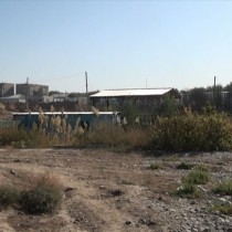 Так сейчас выглядит строительная площадка помпезно открытого строительства первого дома, возводимого по гос программе и под эгидой Самрук Казына