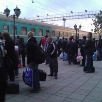 Более 2 000 пассажиров перевезли автотранспортом со станции Туркестан на станцию г. Шымкент (видео)