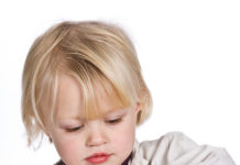 Что делать, если ребенок наелся таблеток?