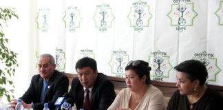 В Шымкенте руководители цирков Казахстана подписали меморандум о сотрудничестве В преддверии международный дня цирка в Шымкент приехали представители цирковых арен Казахстана