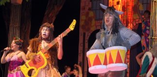 «Бременские музыканты» из Алматы понравились шымкентским детям