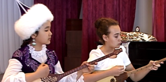 Юные шымкентские домбристки покорили Москву На международном конкурсе "Открытая Европа, открытая планета", который проходил в столице Российской Федерации, шымкентские домбристки заняли призовые места