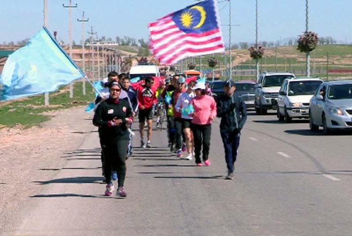 Пробег Малайзийской спортсменки в Шымкенте