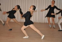 Шымкентские танцоры покорили Алматы Причиной успеха дети называют упорные занятия, ведь, только благодаря им ребятам удалось завоевать гран-при конкурса