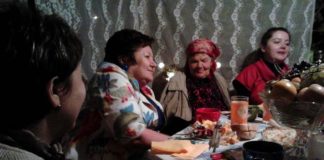 Посвящается «всемогущей ВК»… Посиделки у Марины Низовкиной с В.К. Куликовой