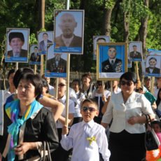 Бессмертный полк в Казахстане "Бессмертный полк" в Шымкенте