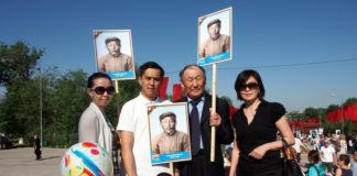 «Бессмертный полк» прошел парадным строем в Шымкенте Бессмертный полк в Шымкенте