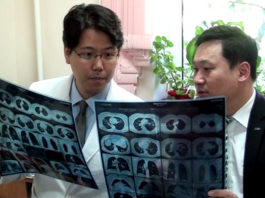 Известный хирург из Кореи консультирует онкобольных Шымкента